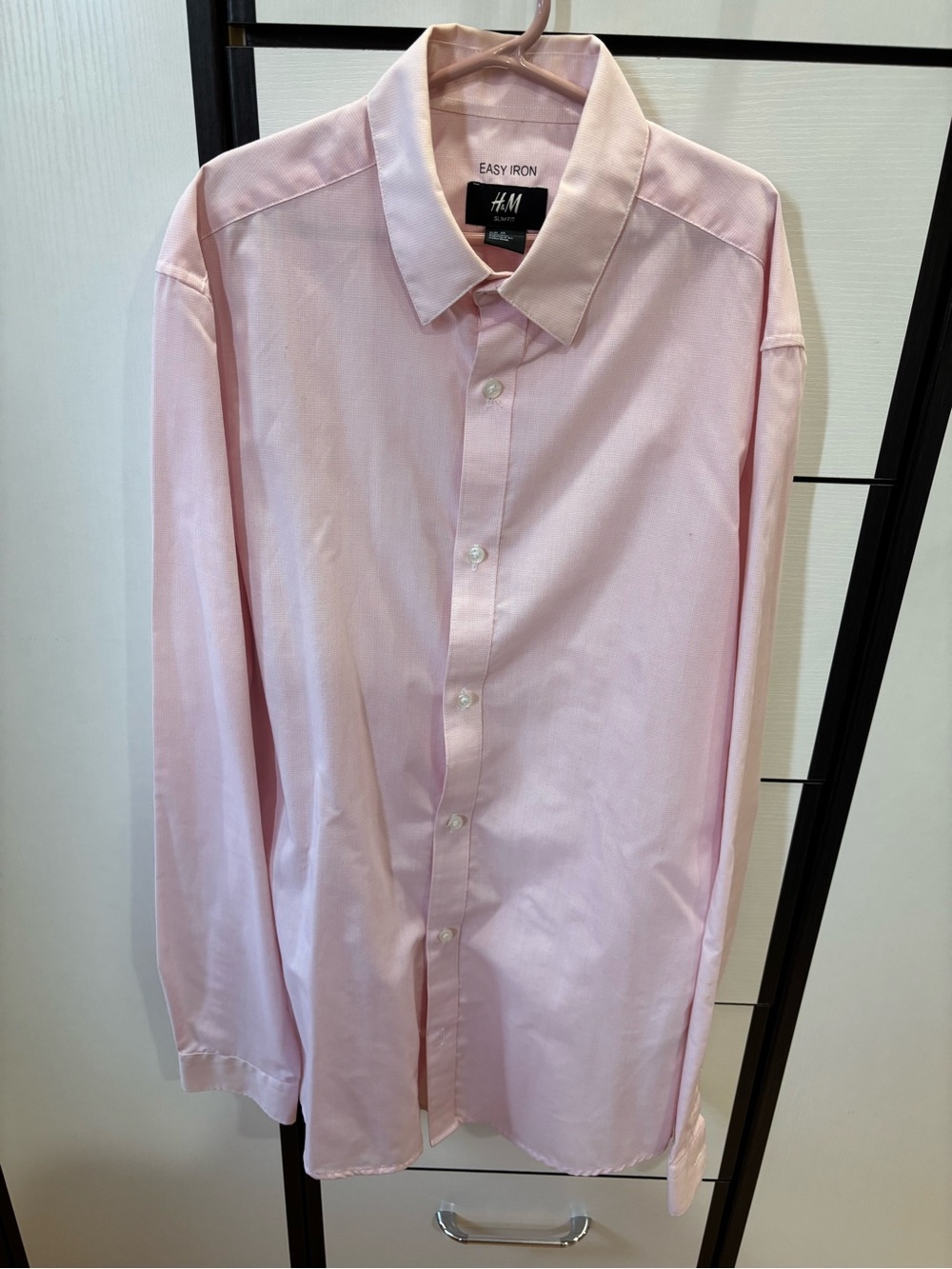 H&M Men's Pale Pink Easy Iron Dress Shirt